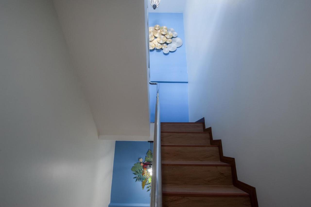 The Moon Night Hotel Bangkok Extérieur photo
